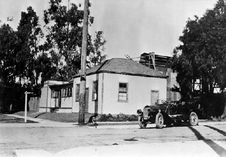 1911 photo of Christie Studio